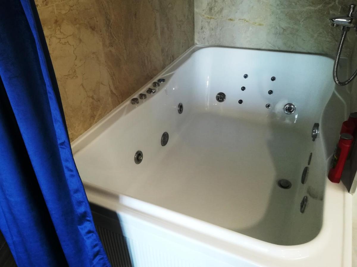 Jacuzzi New Loft Apartcomplex Kaskad, Минск - Центр Города Μινσκ Εξωτερικό φωτογραφία